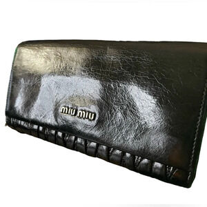 MIU MIU Black Matelassé Leather Wallet